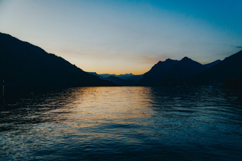 vacanze attive in montagna partendo da Iseo, veduta splendida del lago d'Iseo